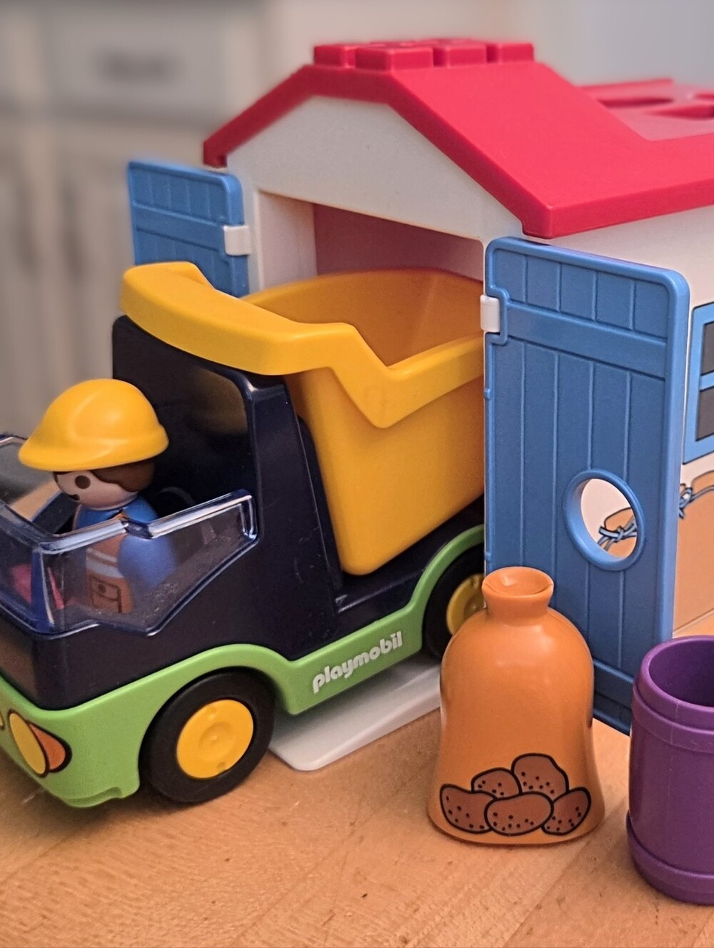 Playmobil 123 6759 DUMP TRUCK GARAGE FIGURE missin 1 Green Sorter Block Baby Toy